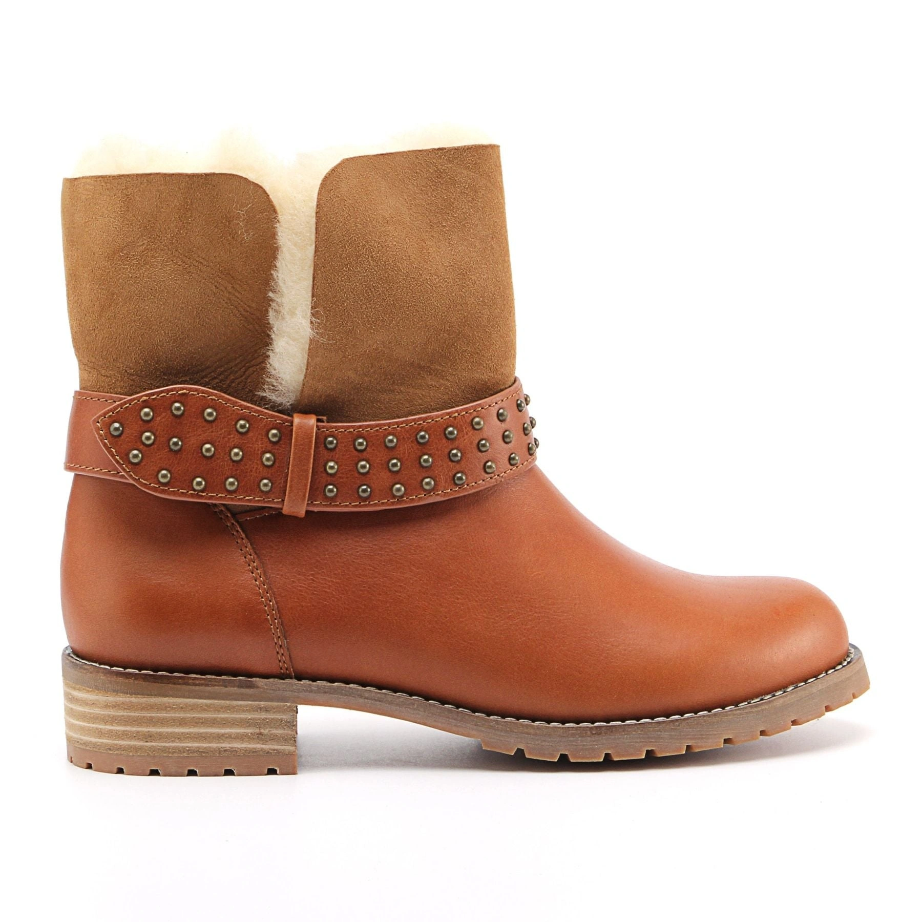 Amber's Legacy: Suede & Leather Boots. Walk in Comfort, Step into Style. Limited Stock.